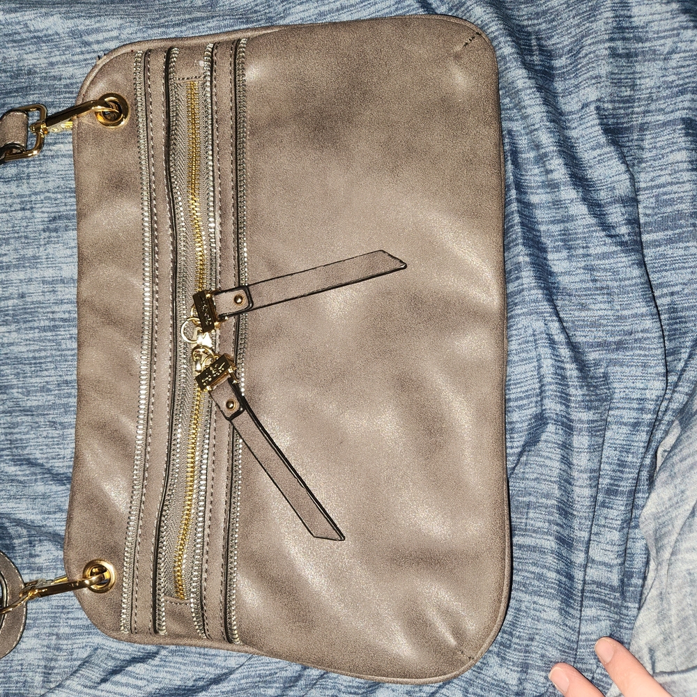 Elegant Gray Shoulder Bag